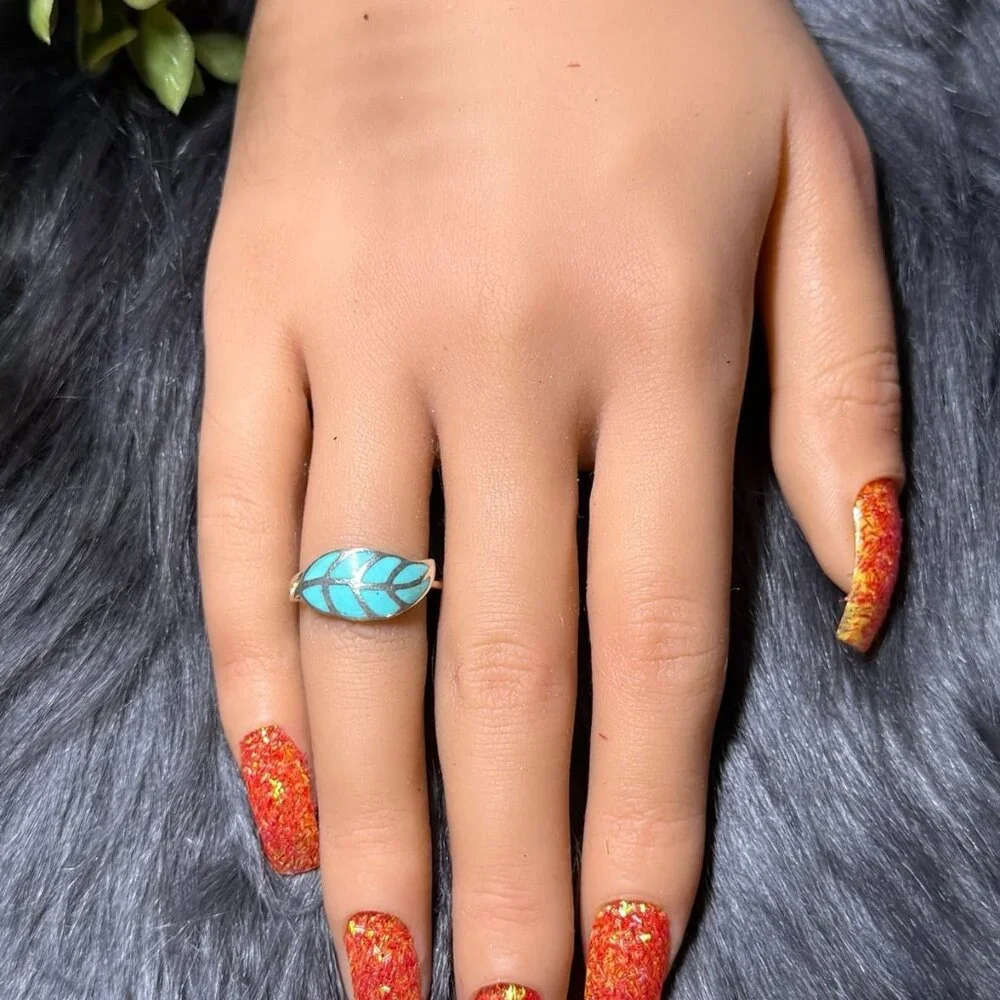 Silver‎ 925 Petite Enamel Leaf Ring